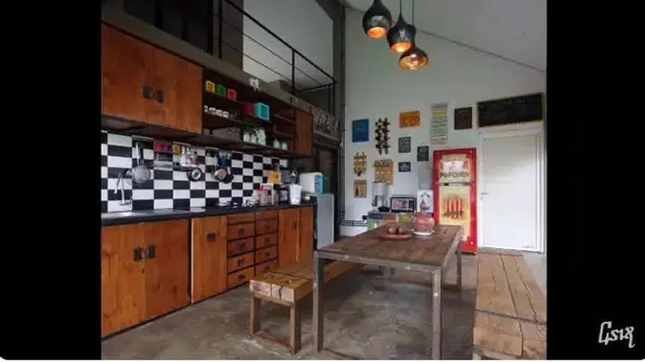 Potret Dapur Model Kayu Milik Cella Kotak, Unik dan Memikat di Tengah Hijau Kota Yogyakarta