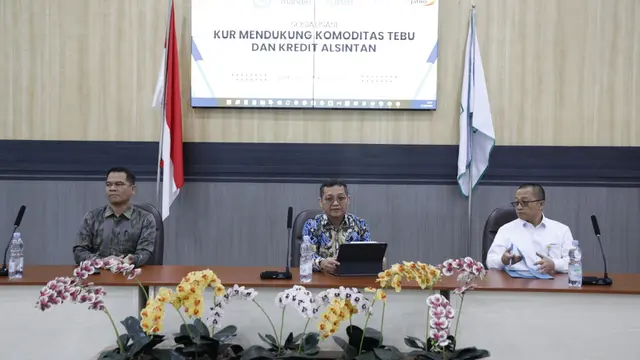 Deputi Bidang Koordinasi Pengelolaan dan Pengembangan Usaha BUMN Kemenko Perekonomian Ferry Irawan