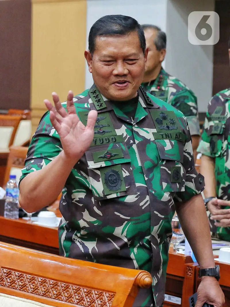 Laksamana Yudo uji kelayakan calon Panglima TNI di DPR RI
