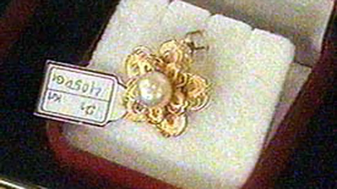 270801aMutiara.jpg
