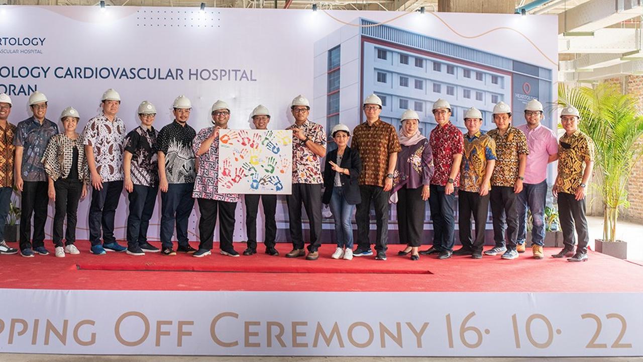 Heartology Cardiovascular Hospital Topping Off RS Khusus Jantung di Kawasan Kebayoran Baru Belum Lama Ini.