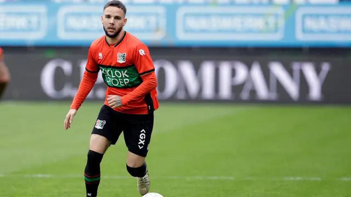 Calvin Verdonk dkk. Mengukir Sejarah di Markas Ajax, Bikin Pelatihnya Bangga