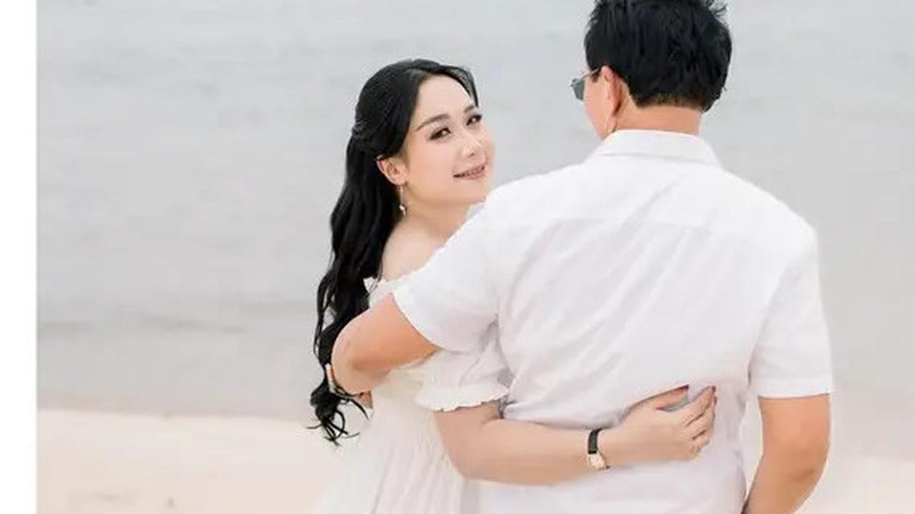 Bocoran Potret Baby Bump Puput Istri Ahok Dikabarkan Hamil Anak Ketiga, Intip Foto Terbarunya