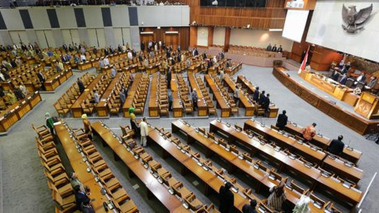Suasana rapat paripurna bahas dana aspirasi DPR