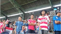 Madura United Tampil Perdana dihadapan publik pulau garam pada laga persahabatan melawan Persiba Balikpapan di Stadion Ahmad Yani, Sumenep, Madura. 