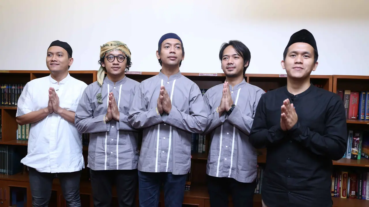 [Bintang] D'Masiv Ngaji Bareng Penggemar