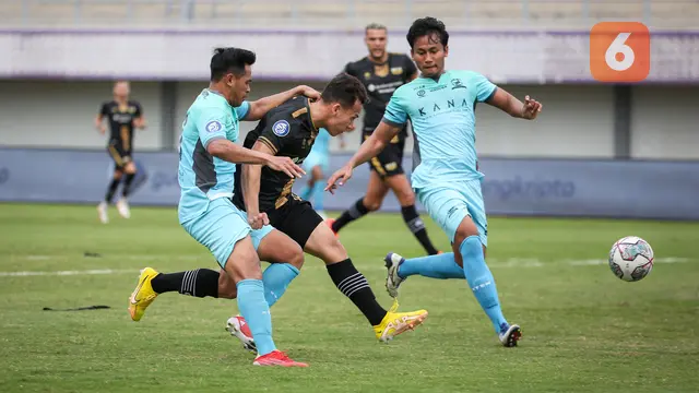 Foto: Egy Maulana Vikri Langsung Cetak Gol di Laga Debut BRI Liga 1, Dewa United Ditahan Imbang Madura United