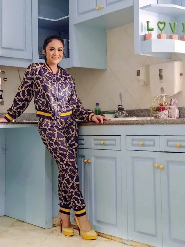 Inspirasi Dapur Artis
