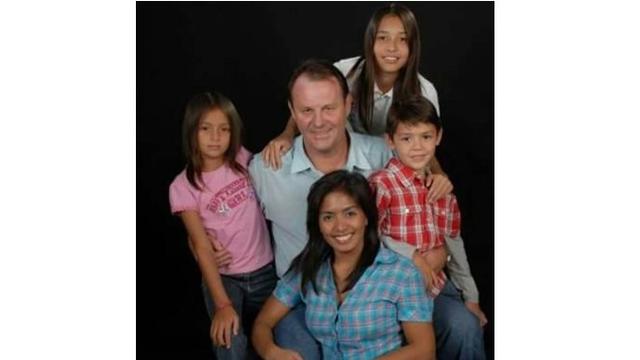 7 Potret Masa Kecil Amanda Rawles, Bule Banget