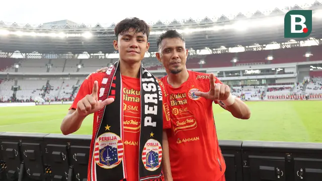 Bek Persija Jakarta, Maman Abdurrahman bermain bareng anaknya, Rafa Abdurahman, di BRI Liga 1 2023/2024.