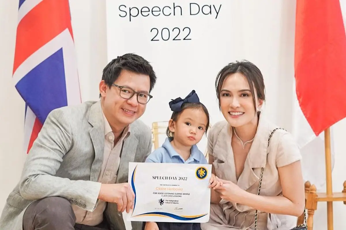 Shandy Aulia dan Claire, anaknya (Instagram/shandyaulia)