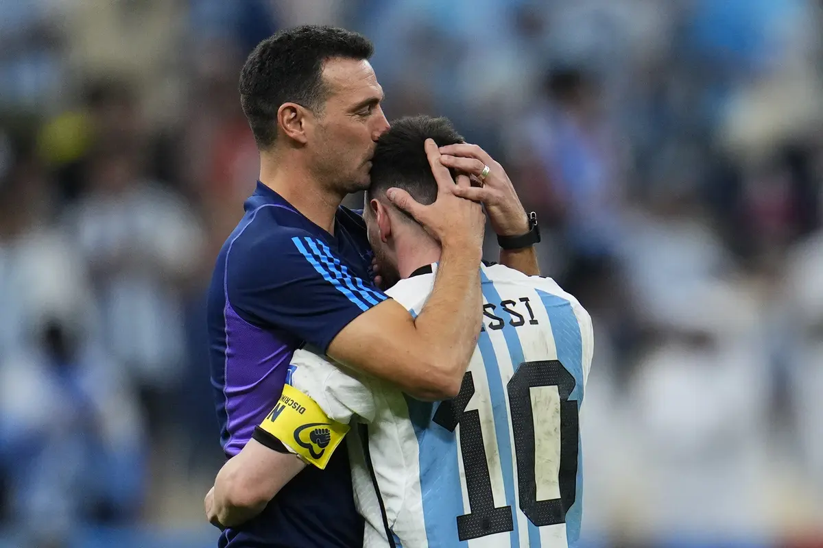 Lionel Scaloni - Lionel Messi - Argentina - Piala Dunia 2022