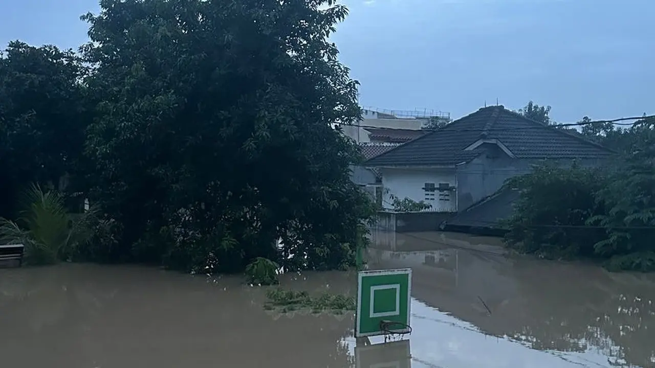 Banjir di Vila Nusa Indah dan Kompleks Duta Indah