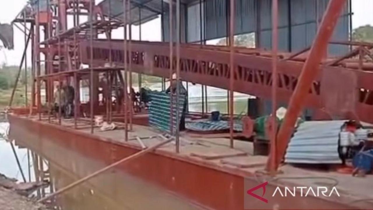 Terkuak! Bupati Aceh Barat Turun Tangan Selidiki Dugaan Pencemaran Sungai Woyla Akibat Tambang Emas