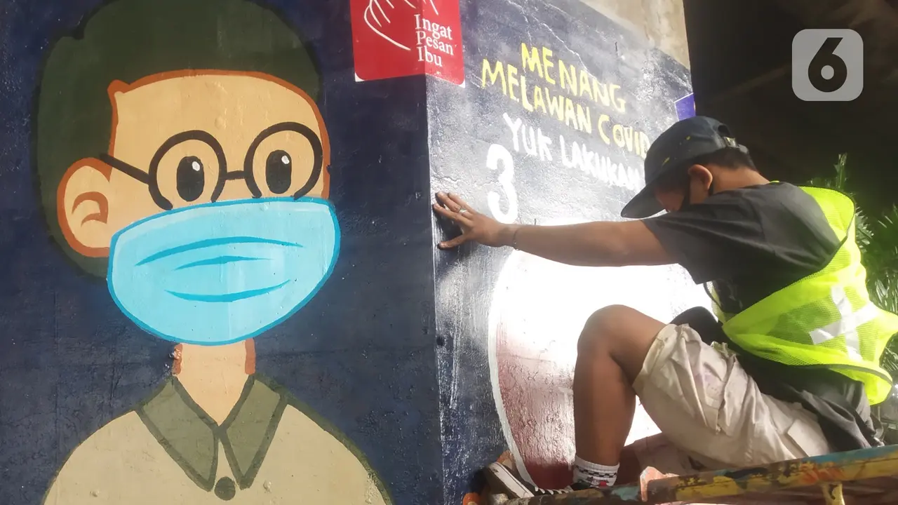 Mural Pencegahan COVID-19 Hiasi Kolong Jalan Tol Dalam Kota