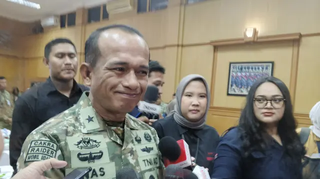 TNI Tanggapi Dugaan Penganiayaan Polisi hingga Tewas di Asrama Brimob