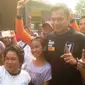 Agus Yudhoyono saat mengunjungi wilayah Cipete, Jakarta Selatan. (Liputan6.com/Muhammad Radityo Priyasmoro)