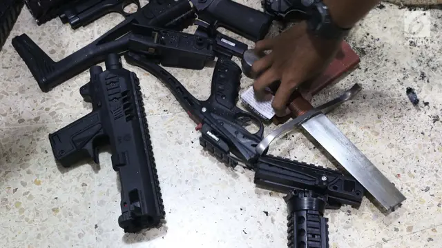 Bea Cukai Pasar Baru Musnahkan 7972 Barang Milik Negara