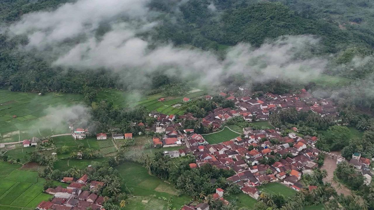 FOTO: BMKG Ingatkan Waspada Cuaca Ekstrem Awal Tahun