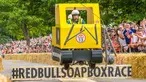 Peserta menaiki kendaraan unik buatannya Balls Of Steel pada ajang Race Red Bull Soapbox di Alexandra Palace, London, 9 Juli 2017. Balapan kotak sabun ini telah menjadi sebuah ajang berskala internasional. (Leo Francis/Red Bull Content Pool via AP Images)