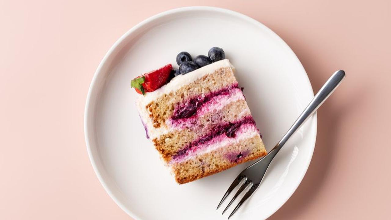 3. Makanan Manis Berkadar Gula Tinggi