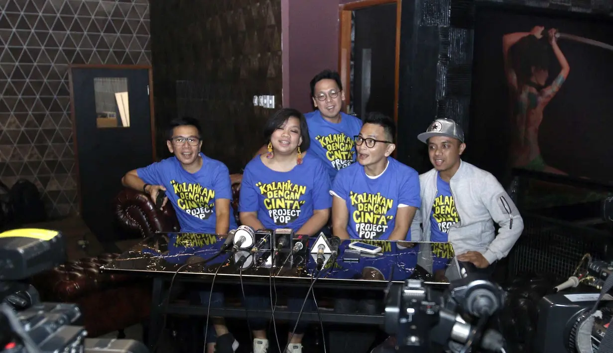 Secara musikalitas, lima personel ini juga tidak mengalami perubahan. Hanya saja, sejak salah satu personelnya meninggal dunia, untuk performance live sering keteteran. (Nurwahyunan/Bintang.com)