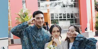 Salshabilla Adriani hadiri wisuda sang adik, Nabila Nurhavia, bersama sang suami Ibrahim Risyad [@ibrhmrsyd]