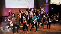 Penari Madonna Ajari Finalis Putri Indonesia 2014 Menari
