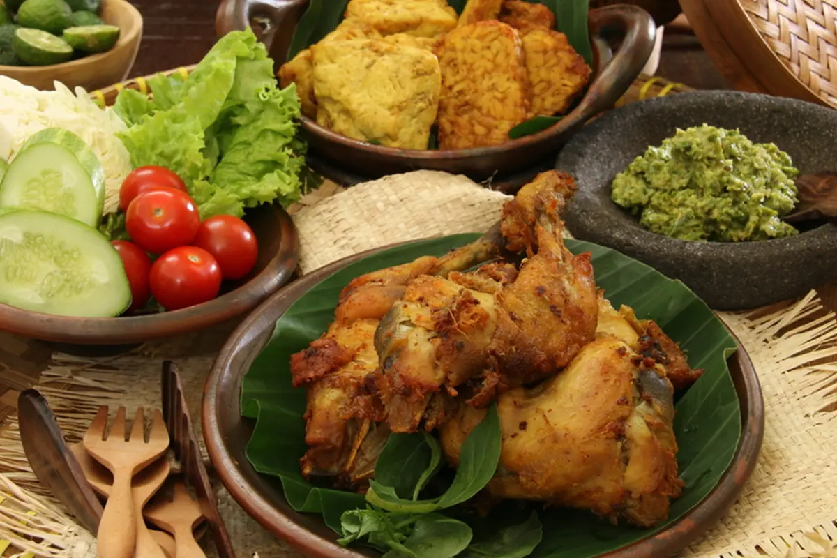 Resep Ayam Ungkep Bawang Putih