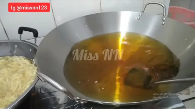 Mudah Dicoba, Ini Teknik Goreng Kentang Agar Cepat Garing dan Hemat Gas