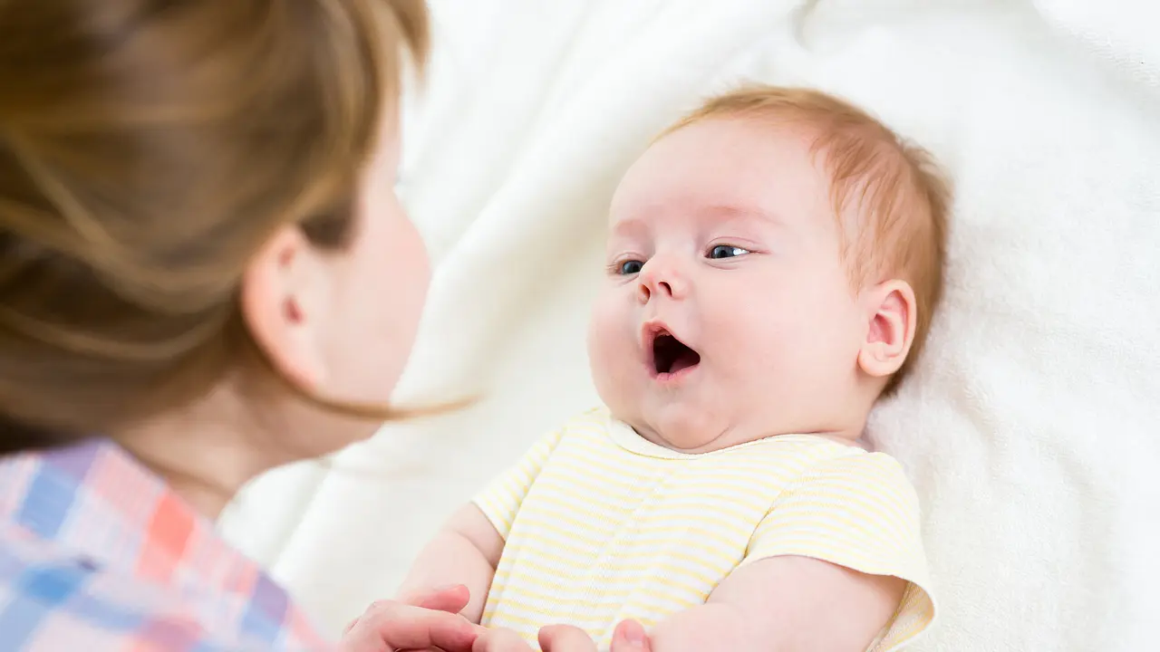 Agar Bayi Cepat Bicara