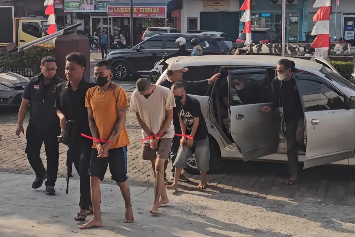 Para tersangka curanmor diamankan Polsek Pancoran Mas, Depok.