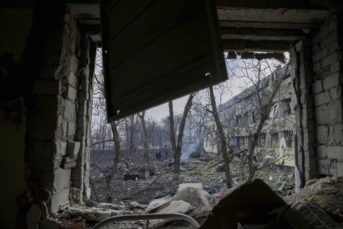 Serangan Udara Rusia Hancurkan Rumah Sakit Bersalin di Ukraina