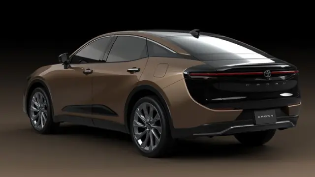 Tampilan belakang Toyota Crown Crossover