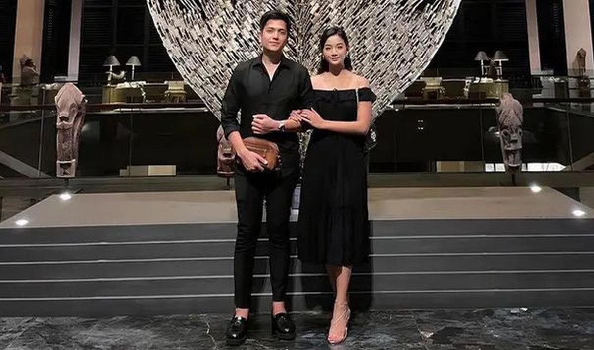 Anniversary yang dirayakan dengan kemewahan di The Apurva Kempinski Bali mengejutkan banyak netizen.