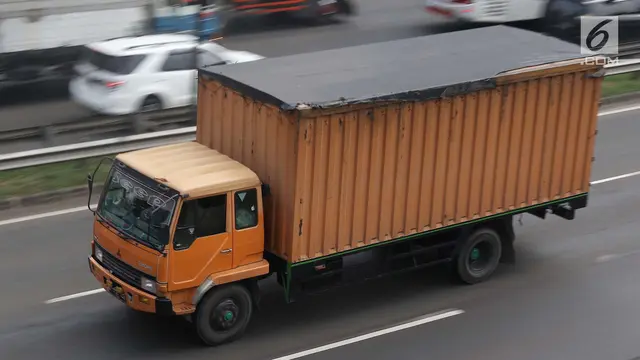 Pemprov DKI Jakarta Batasi Operasional Truk di Tol Lingkar Luar