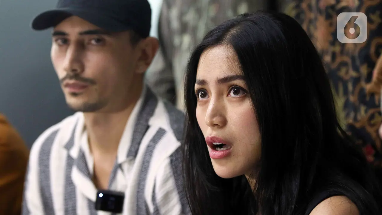FOTO: Jessica Iskandar Beberkan Kasus Penipuan dan Penggelapan Investasi Mobil di Bali