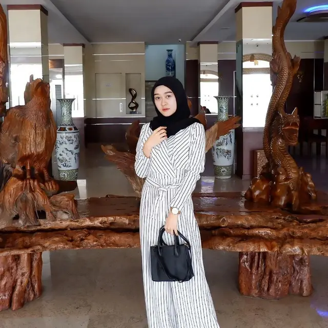 6 Artis Indonesia Ini Pernah Menjadi Dosen, Berprestasi dan Bikin Bangga