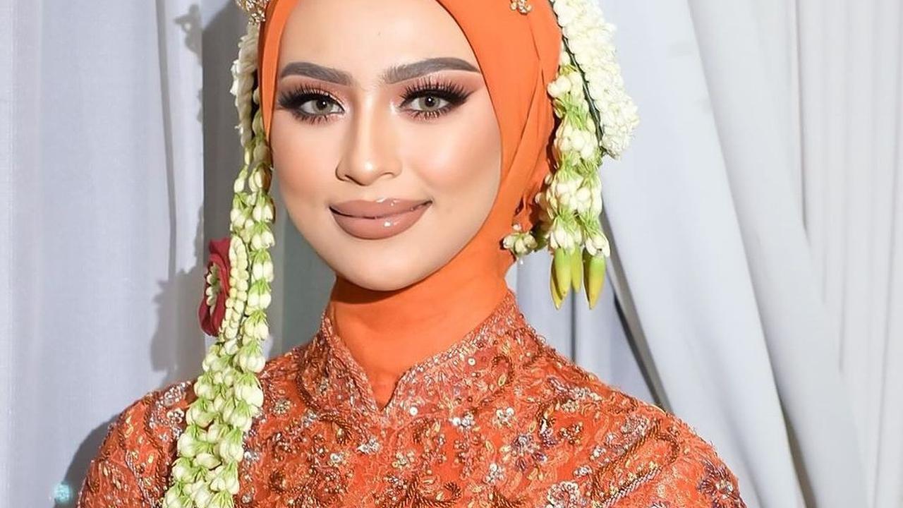 Menikah dengan Perwira TNI, Cantiknya Nilam Sukma Kowad Eks Pembawa Baki Istana di Hari Pernikahannya