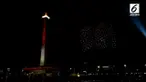 Ratusan drone yang terbang mengeluarkan cahaya warna warni dan membentu beberapa formasi pembuka.