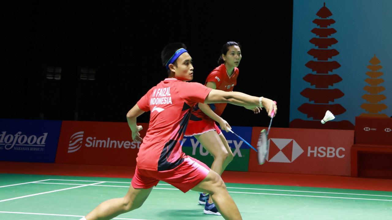 Hafiz Faizal/Gloria Emanuelle Widjaja