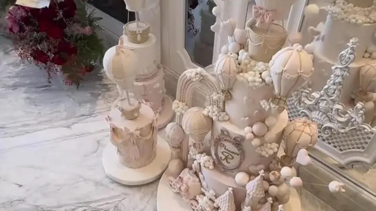 Deretan Kado Ultah Syahrini, Penuh Kiriman Bunga dan Barang Branded