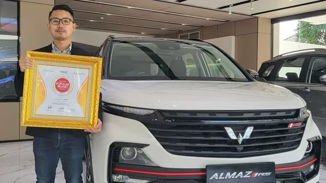 Wuling Almaz RS
