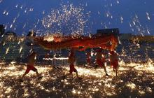 Tarian Naga Api semarakkan Tahun Baru Imlek di Beijing