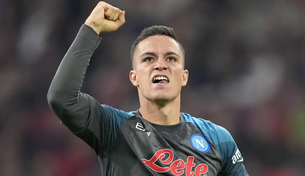 Kemenangan telak Napoli tentu tidak lepas dari performa apik Giacomo Raspadori. Penyerang Timnas Italia itu mencetak dua gol dan satu assist. (AP Photo/Peter Dejong)