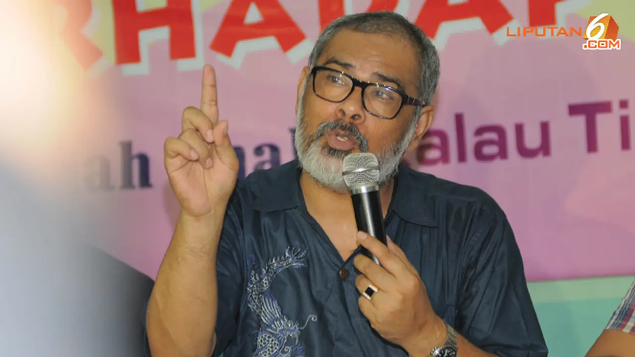 foto-ayah-korban-asusila-3-131029c.jpg