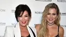 Keluarga Kardashian pun berusaha untuk bersikap tenang di depan Tristan. (Hollywood)