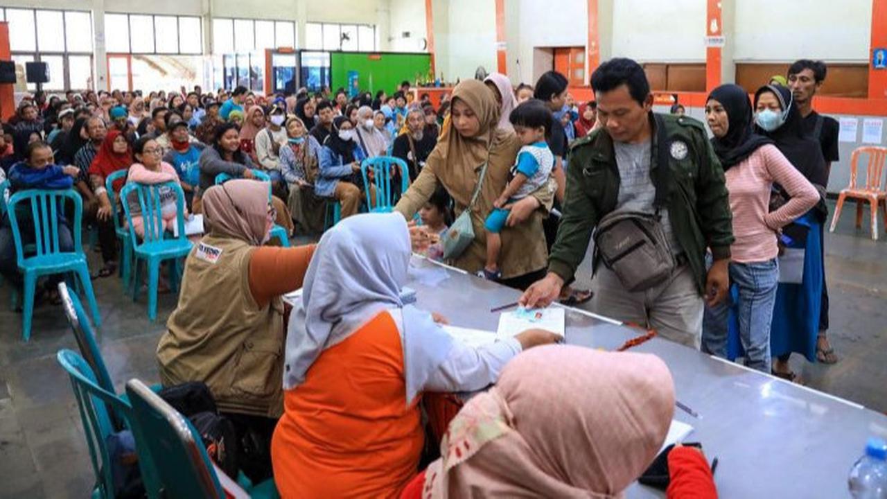 Bansos Kemensos Oktober Sudah Mulai Disalurkan, Cek Nama Anda Lewat Link di Bawah Ini