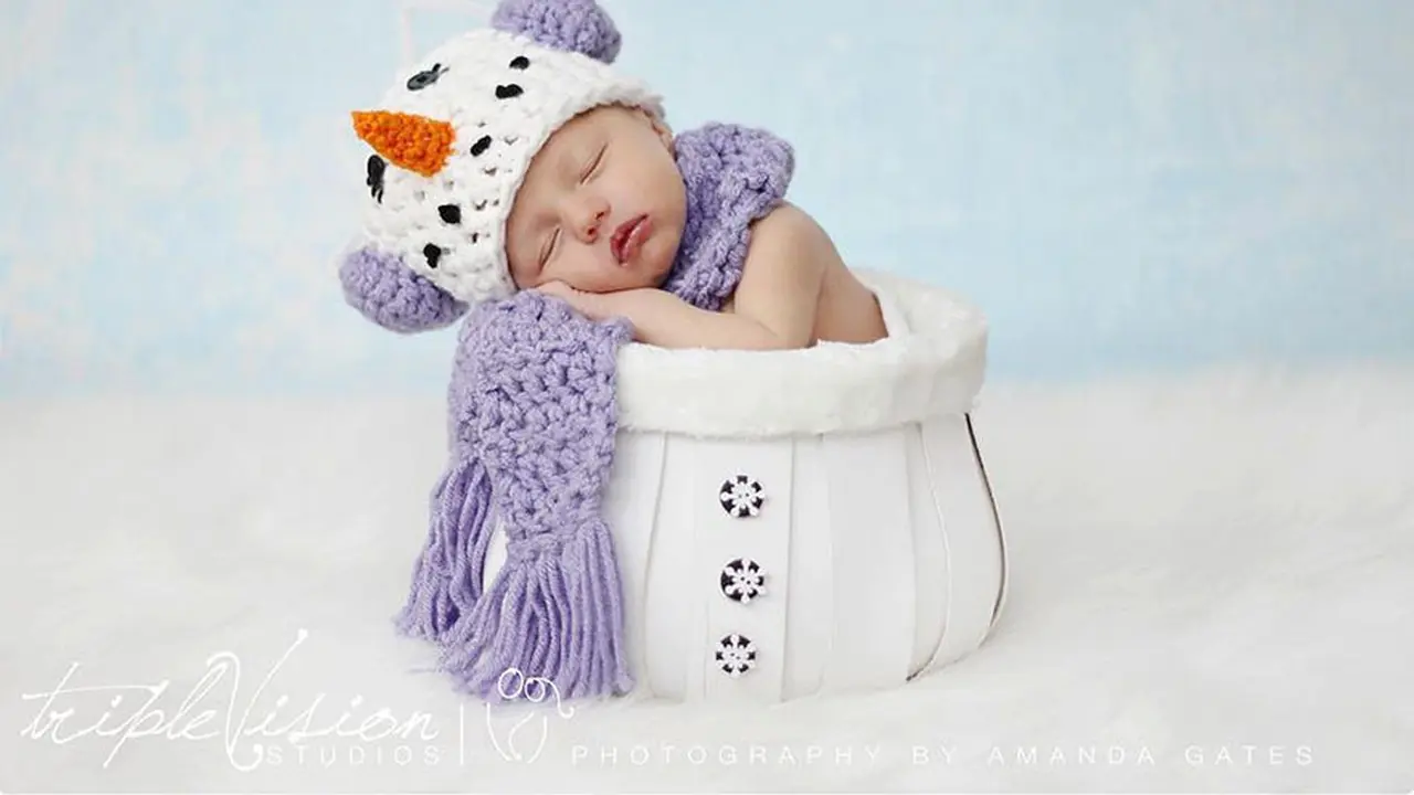 [Bintang] Merayakan Natal Pertama, 10 Bayi Ini Pakai Kostum Super Lucu!