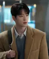 Seo Kang Joon dalam A Love Other Than Yours. (Dok. Prime Video)